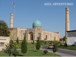 Khast-Imam, a cultic architectural ensemble Khast-Imam, a cultic architectural ensemble